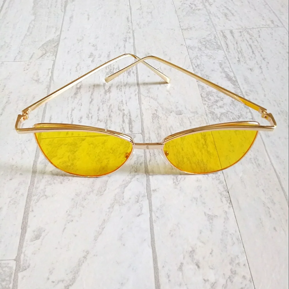 New Women's Fashion Polarized Sunglasses With UV Protection